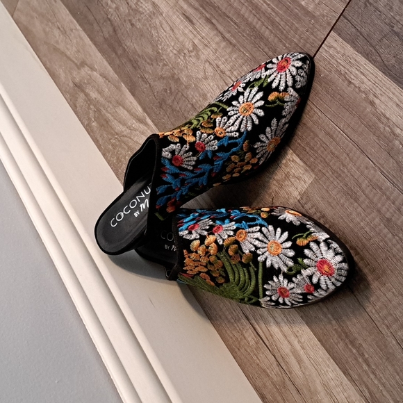 Coconuts by Matisse Shoes - Coconuts by Matisse embroidered mules
